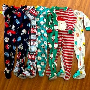 Bundle of 6 Fleece footie Pjs